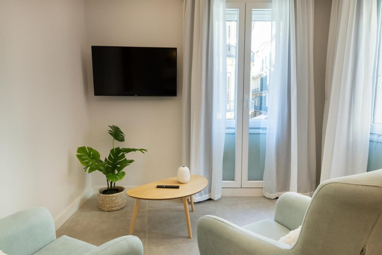 Diana Suites 23 Malaga Exterior photo