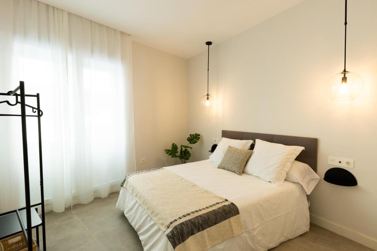 Diana Suites 23 Malaga Exterior photo