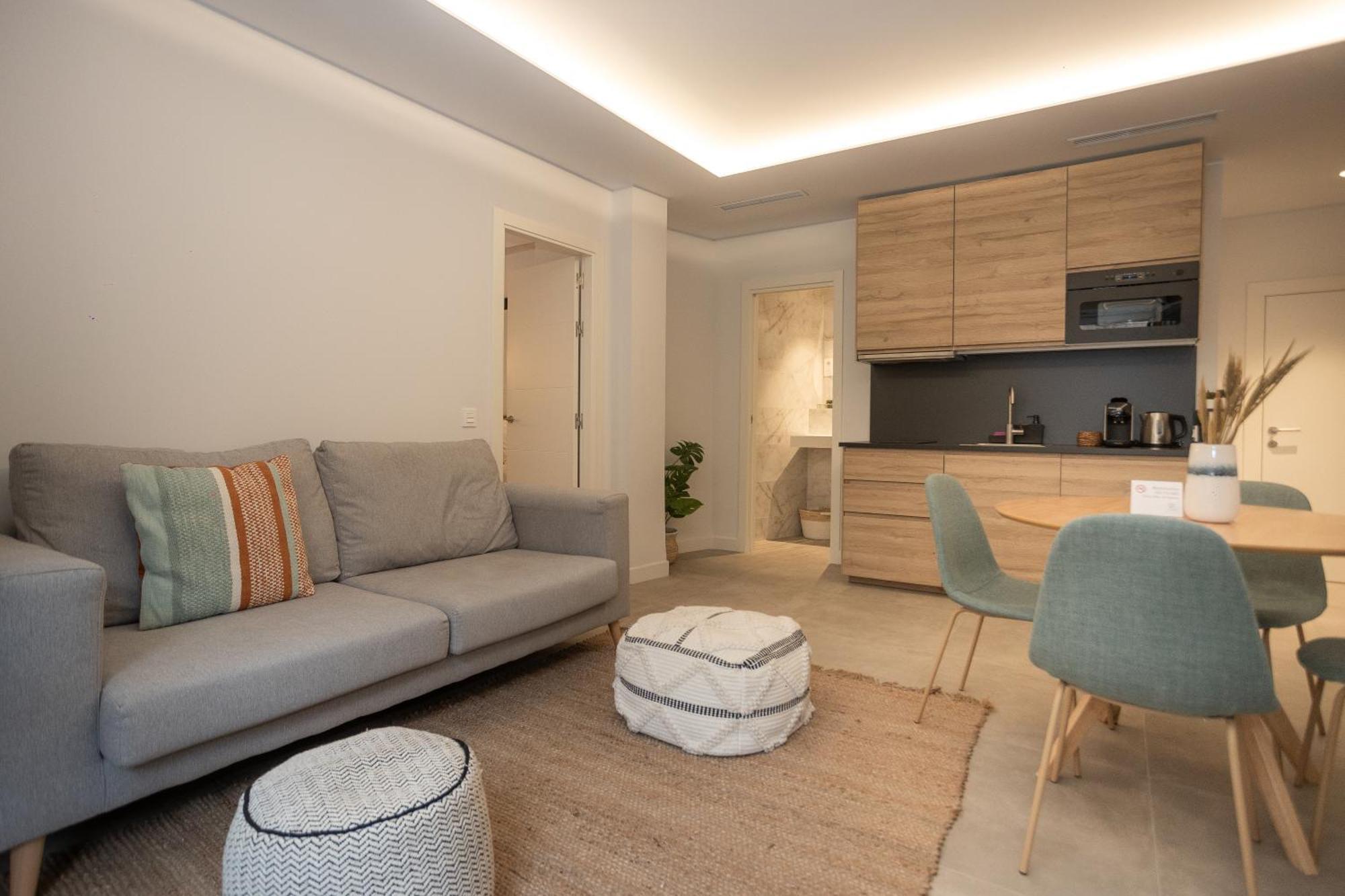 Diana Suites 23 Malaga Exterior photo
